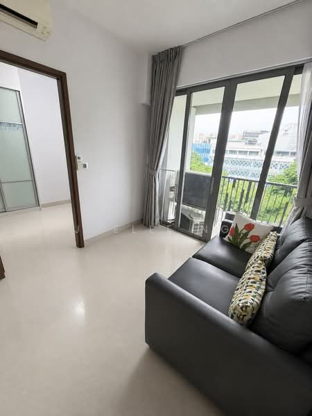 Alexis, 356 Alexandra Road, 2 Bedrooms, 1,098 sqft, Condominium For Sale, by Joelle Ng, 500234247 - Living Room - PropertyGuru.com.sg