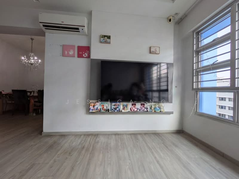 785B Woodlands Rise, 785B Woodlands Rise, 3 Bedrooms, 1,001 sqft, HDB Flat For Sale, by Jessica Ng, 500234251 - Living Room - PropertyGuru.com.sg