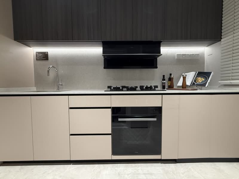 Hudson Place Residences, , 3 Bedrooms, 1,023 sqft, Condominium For Sale, by Kenny Teo, 500234268 - Kitchen - PropertyGuru.com.sg