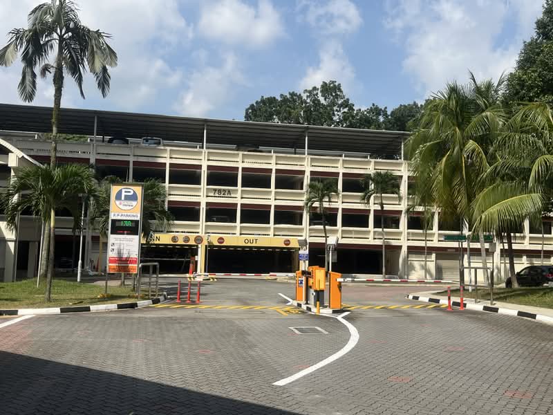 781 Pasir Ris Street 71, 781 Pasir Ris Street 71, 3 Bedrooms, 1,539 sqft, HDB Flat For Sale, by Lawrence Loh, 500234271 - Car Park - PropertyGuru.com.sg