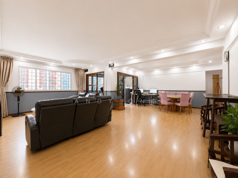 416 Jurong West Street 42, 416 Jurong West Street 42, 4 Bedrooms, 1,442 sqft, HDB Flat For Sale, by Andy Ong, 500234272 - Living & Dining Room - PropertyGuru.com.sg