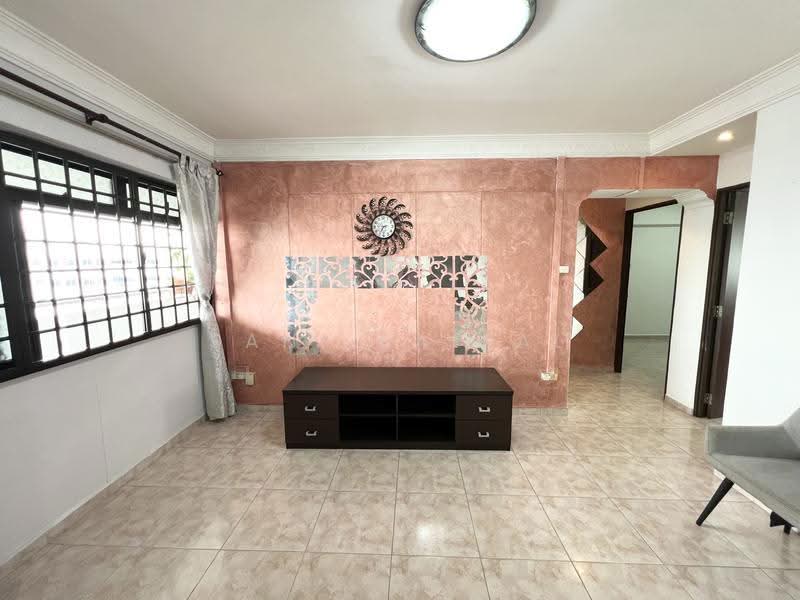976 Hougang Street 91, 976 Hougang Street 91, Hougang / Punggol / Sengkang, 3 Bedrooms, 1,076 sqft, HDB Flat For Sale, by Sani Faisal, 500234290 - Living Room - PropertyGuru.com.sg