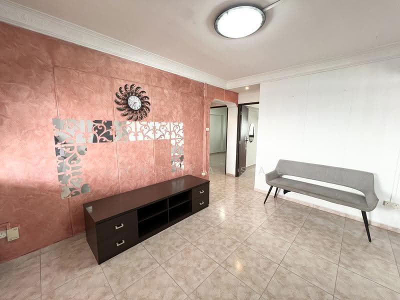 976 Hougang Street 91, 976 Hougang Street 91, Hougang / Punggol / Sengkang, 3 Bedrooms, 1,076 sqft, HDB Flat For Sale, by Sani Faisal, 500234290 - Living Room - PropertyGuru.com.sg