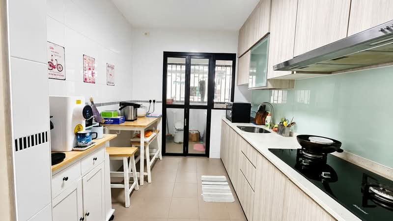 635B Senja Road, 635B Senja Road, 3 Bedrooms, 1,001 sqft, HDB Flat For Sale, by James Yeo, 500234299 - Kitchen - PropertyGuru.com.sg