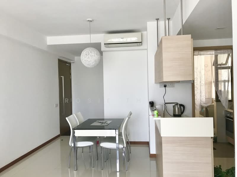 Parc Vera, Hougang Street 32, 2 Bedrooms, 786 sqft, Condominium For Sale, by Rosie Tham, 500234300 - Dining Room - PropertyGuru.com.sg