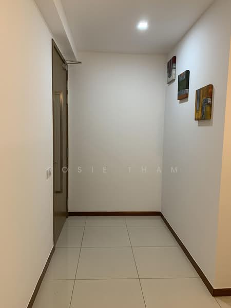 Parc Vera, Hougang Street 32, 2 Bedrooms, 786 sqft, Condominium For Sale, by Rosie Tham, 500234300 - Corridor - PropertyGuru.com.sg