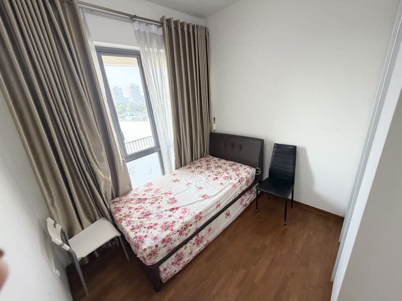 Bedok Residences, 14 Bedok North Drive, 2 Bedrooms, 883 sqft, Condominium For Rent, by SJ Leong, 500234305 - Bedroom - PropertyGuru.com.sg
