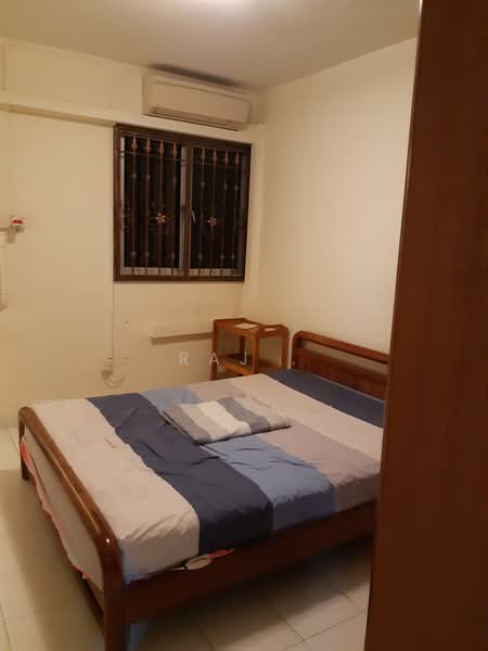 132 Bedok North Street 2, 132 Bedok North Street 2, 2 Bedrooms, 735 sqft, HDB Flat For Rent, by Raj ., 500234307 - Bedroom - PropertyGuru.com.sg