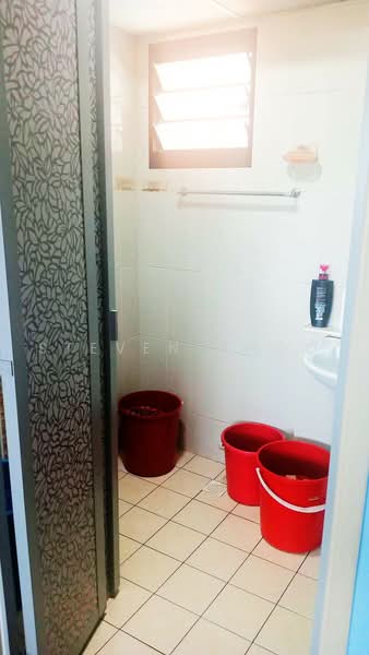 166B Teck Whye Crescent, 166B Teck Whye Crescent, Room Rental, 130 sqft, HDB Flat For Rent, by Steven Choo, 500234309 - Bathroom - PropertyGuru.com.sg