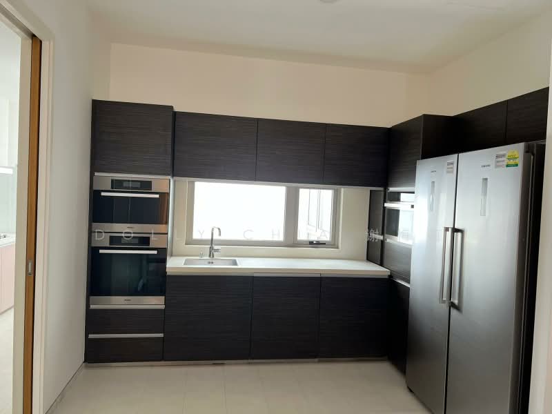 The Coast at Sentosa Cove, 276 Ocean Drive, 5 Bedrooms, 4,596 sqft, Condominium For Sale, by Dolly Chia 谢梅莉, 500234310 - Kitchen - PropertyGuru.com.sg
