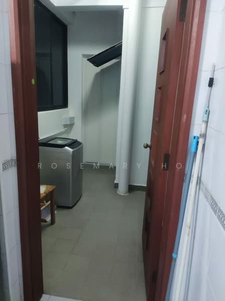 Parc Oasis, 51 Jurong East Avenue 1, 3 Bedrooms, 1,227 sqft, Condominium For Rent, by Rosemary Ho, 500234312 - Interior - PropertyGuru.com.sg