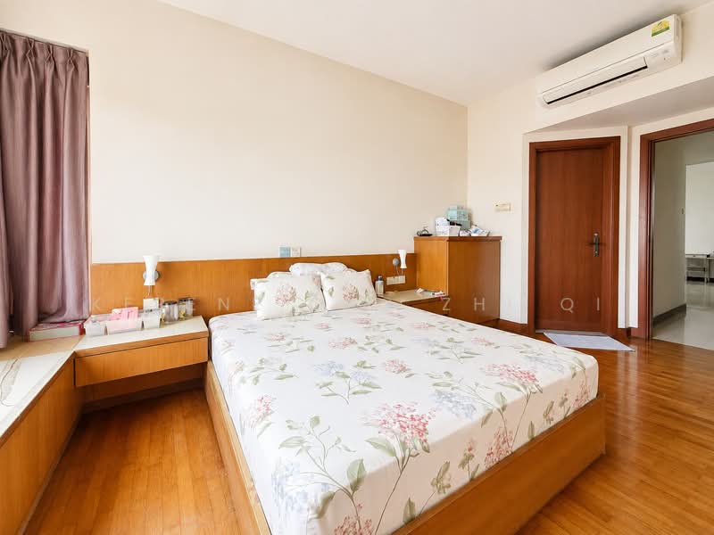 The Mayfair, 1 Jurong East Street 32, 3 Bedrooms, 1,195 sqft, Condominium For Sale, by Kerene Ong Zhi Qi, 500234324 - Bedroom - PropertyGuru.com.sg