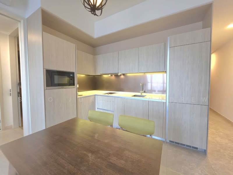 DUO Residences, 1 Fraser Street, 1 Bedroom, 646 sqft, Apartment For Sale, by Siyo Jun Jie Andrew, 500234332 - Kitchen - PropertyGuru.com.sg