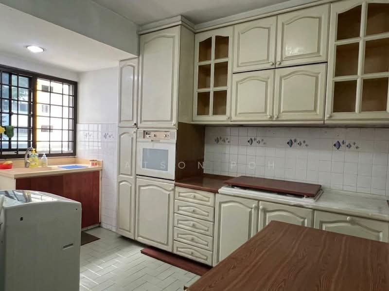 114 Bedok Reservoir Road, 114 Bedok Reservoir Road, 3 Bedrooms, 1,593 sqft, HDB Flat For Sale, by Watson Poh, 500234337 - Kitchen - PropertyGuru.com.sg