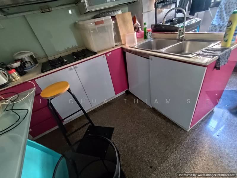 6 Marsiling Drive, 6 Marsiling Drive, 3 Bedrooms, 690 sqft, HDB Flat For Sale, by Alvin Chua Thiam Siew, 500234338 - Kitchen - PropertyGuru.com.sg