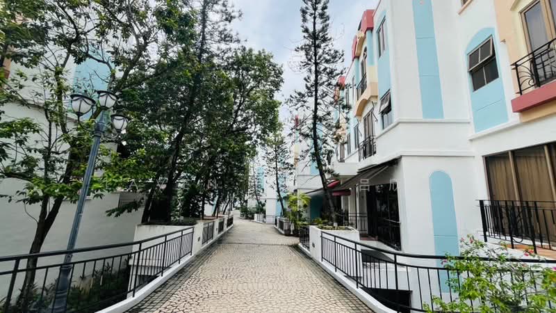 D'Manor, 25 Tanah Merah Kechil Avenue, 1 Bedroom, , Condominium For Rent, by Laven Loo 吕欣颐, 500234362 - PropertyGuru.com.sg