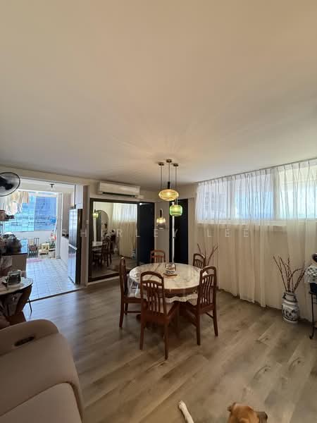 Roxy Square, 50 East Coast Road, 3 Bedrooms, 1,259 sqft, Condominium For Sale, by Shirley Lee, 500234370 - Dining Room - PropertyGuru.com.sg