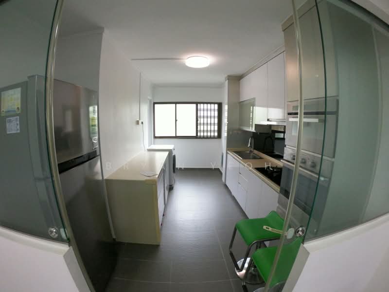 102 Bukit Purmei Road, 102 Bukit Purmei Road, 2 Bedrooms, 786 sqft, HDB Flat For Sale, by Bryan Yeoh, 500234375 - Kitchen - PropertyGuru.com.sg
