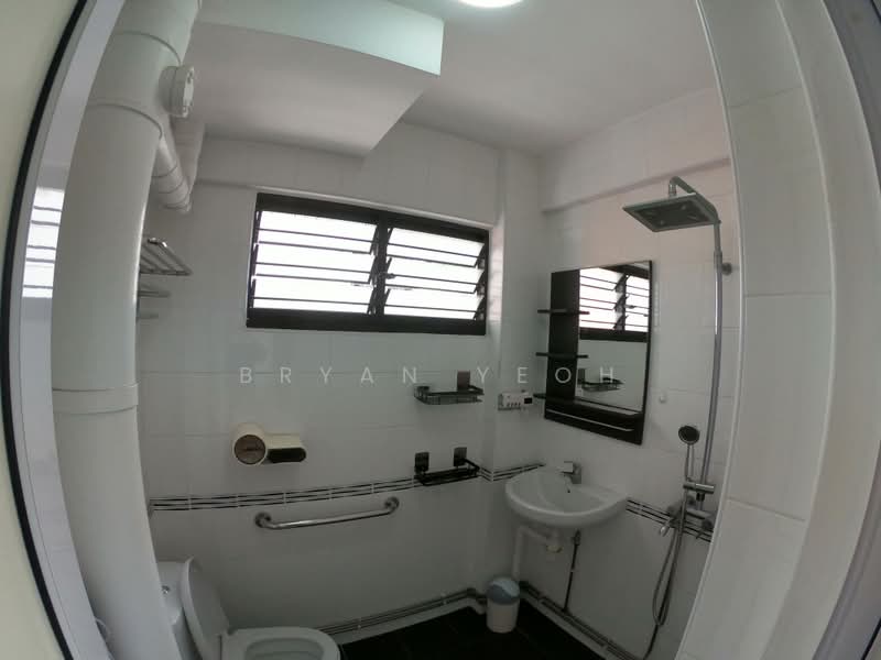 102 Bukit Purmei Road, 102 Bukit Purmei Road, 2 Bedrooms, 786 sqft, HDB Flat For Sale, by Bryan Yeoh, 500234375 - Bathroom - PropertyGuru.com.sg