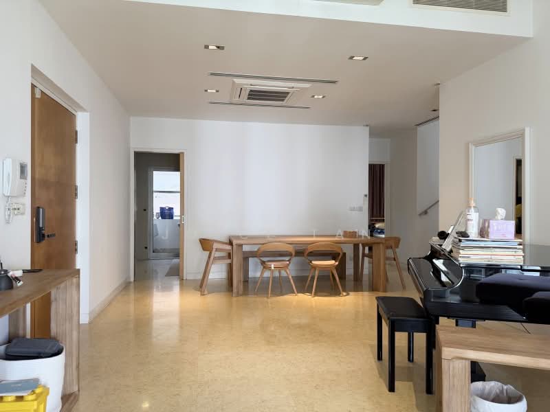 The Loft, 22 Nassim Hill, 3 Bedrooms, 1,436 sqft, Condominium For Rent, by Joyce Tan, 500234384 - Living Room - PropertyGuru.com.sg