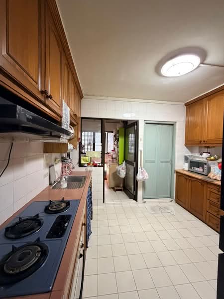892A Woodlands Drive 50, 892A Woodlands Drive 50, 3 Bedrooms, 1,076 sqft, HDB Flat For Sale, by Chris Tan, 500234386 - Kitchen - PropertyGuru.com.sg