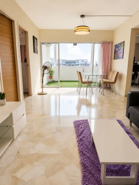 387 Tampines Street 32, 387 Tampines Street 32, Pasir Ris / Tampines, 4 Bedrooms, 1,378 sqft, HDB Flat For Sale, by Delvin Ong, 500234387 - Living Room - PropertyGuru.com.sg