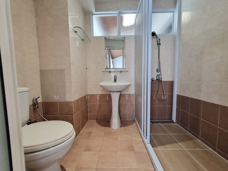 Chancery Court, 36B Dunearn Road, 3 Bedrooms, 2,034 sqft, Condominium For Rent, by Michelle Lim, 500234390 - Bathroom - PropertyGuru.com.sg