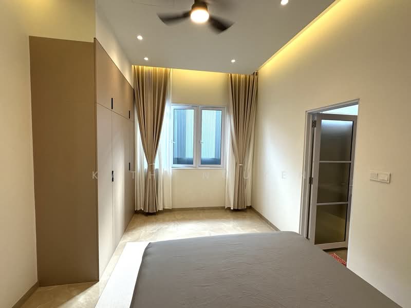 1-Bedroom Apartment In East Coast Road, East Coast Road, 1 Bedroom, 515 sqft, Apartment For Rent, by Kathy Nguyen, 500234396 - Bedroom - PropertyGuru.com.sg