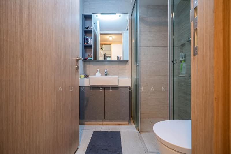 High Park Residences, 27 Fernvale Road, 2 Bedrooms, 667 sqft, Condominium For Sale, by Adriel Chan, 500234397 - Bathroom - PropertyGuru.com.sg