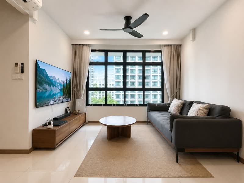 420C Northshore Drive, 420C Northshore Drive, 3 Bedrooms, 1,012 sqft, HDB Flat For Sale, by Jonathan Fok, 500234401 - Living Room - PropertyGuru.com.sg