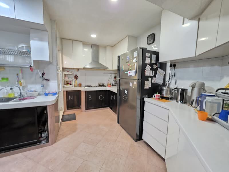 289D Bukit Batok Street 25, 289D Bukit Batok Street 25, 4 Bedrooms, 1,776 sqft, HDB Flat For Sale, by Ken Bong 黄慧锋, 500234404 - Kitchen - PropertyGuru.com.sg