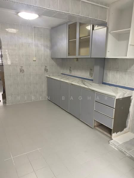 34 Marine Crescent, 34 Marine Crescent, 2 Bedrooms, 631 sqft, HDB Flat For Sale, by Shirin Bagharib, 500234406 - Kitchen - PropertyGuru.com.sg