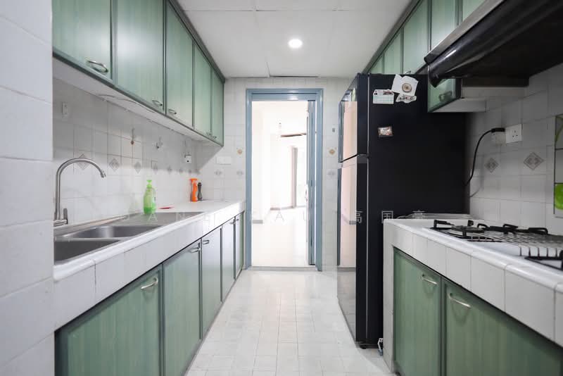 Bullion Park, 168 Lentor Loop, 3 Bedrooms, 1,238 sqft, Condominium For Sale, by Dane Kau 高国豪, 500234407 - Kitchen - PropertyGuru.com.sg