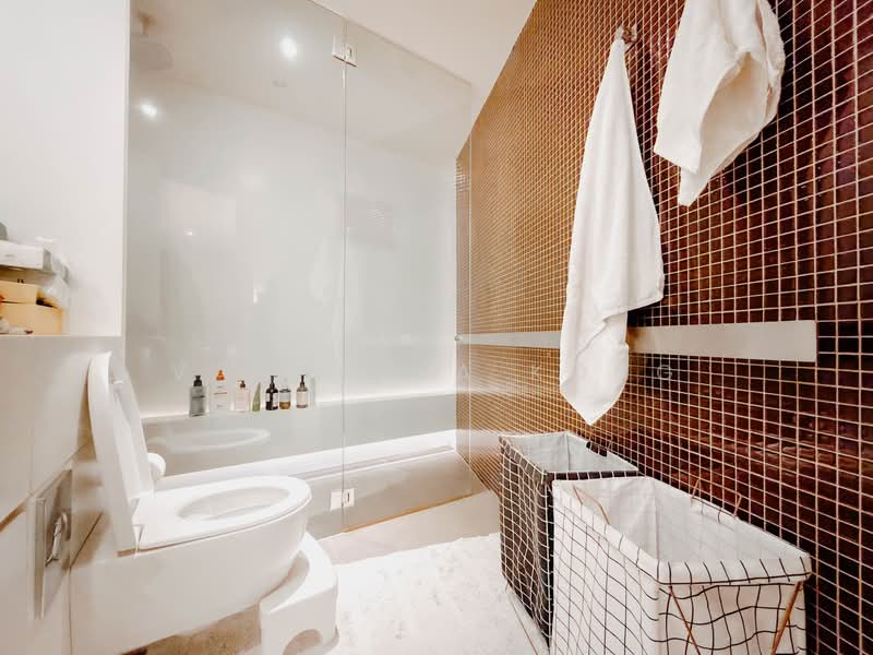 Killiney 118, 118 Killiney Road, 2 Bedrooms, 926 sqft, Condominium For Sale, by Vannessa Kong, 500234413 - Bathroom - PropertyGuru.com.sg
