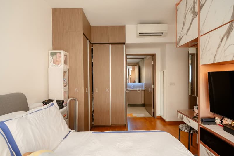 Seaside Residences, 10 Siglap Link, 3 Bedrooms, 1,087 sqft, Apartment For Sale, by Alex Goh, 500234417 - Bedroom - PropertyGuru.com.sg