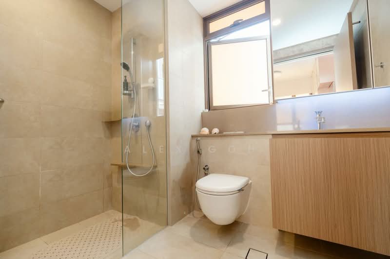 Seaside Residences, 10 Siglap Link, 3 Bedrooms, 1,087 sqft, Apartment For Sale, by Alex Goh, 500234417 - Bathroom - PropertyGuru.com.sg