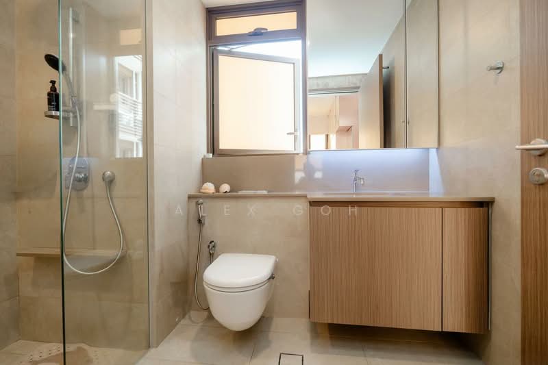 Seaside Residences, 10 Siglap Link, 3 Bedrooms, 1,087 sqft, Apartment For Sale, by Alex Goh, 500234417 - Bathroom - PropertyGuru.com.sg
