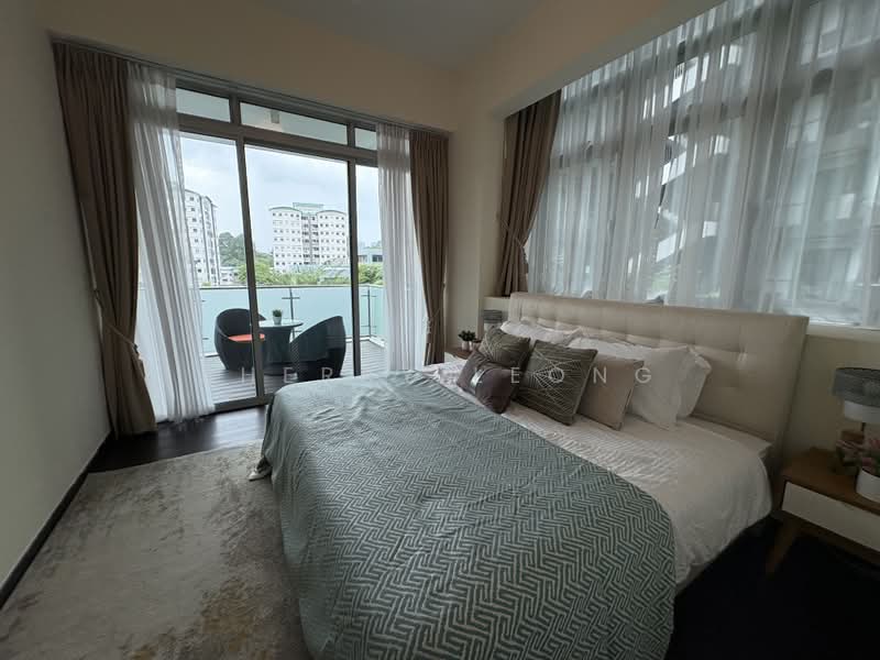 Residences @ Emerald Hill, 119 Emerald Hill Road, 4 Bedrooms, 2,196 sqft, Condominium For Sale, by Sherry Leong, 500234444 - Master Bedroom - PropertyGuru.com.sg