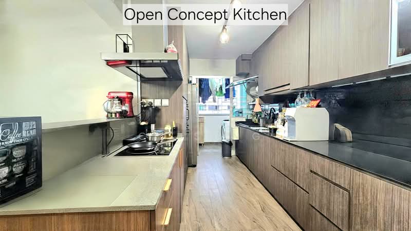 Rare $150k Renovated 5 Room 3 Bed 2 Bath Mins Walk to MRT, Punggol Walk, 3 Bedrooms, 1,216 sqft, HDB Flat For Sale, by CD Sung, 500234445 - Kitchen - PropertyGuru.com.sg