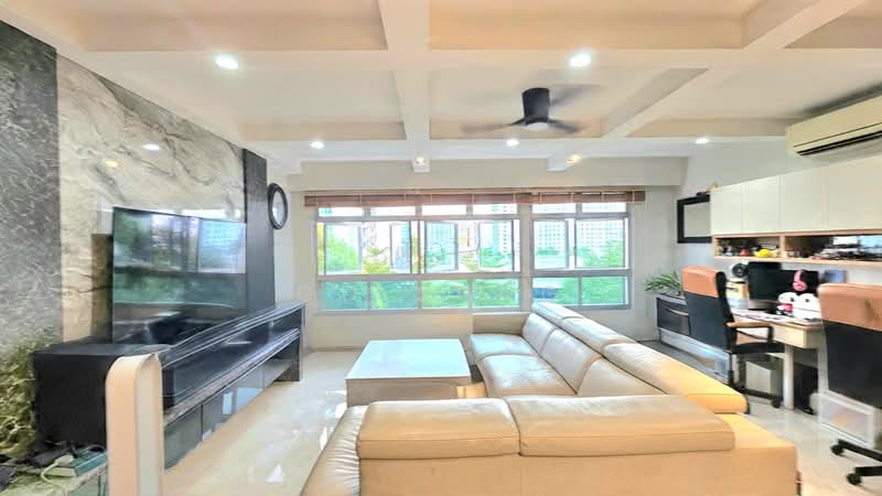 Rare $150k Renovated 5 Room 3 Bed 2 Bath Mins Walk to MRT, Punggol Walk, 3 Bedrooms, 1,216 sqft, HDB Flat For Sale, by CD Sung, 500234445 - Living Room - PropertyGuru.com.sg