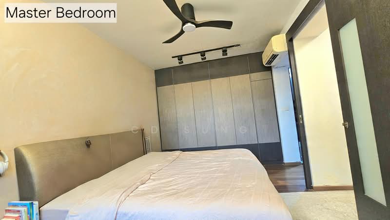 Rare $150k Renovated 5 Room 3 Bed 2 Bath Mins Walk to MRT, Punggol Walk, 3 Bedrooms, 1,216 sqft, HDB Flat For Sale, by CD Sung, 500234445 - Master Bedroom - PropertyGuru.com.sg