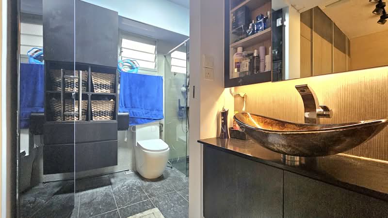 Rare $150k Renovated 5 Room 3 Bed 2 Bath Mins Walk to MRT, Punggol Walk, 3 Bedrooms, 1,216 sqft, HDB Flat For Sale, by CD Sung, 500234445 - Bathroom - PropertyGuru.com.sg