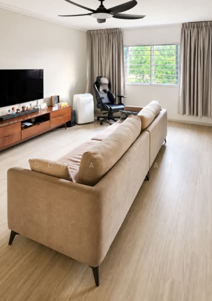 826 Yishun Street 81, 826 Yishun Street 81, 3 Bedrooms, 1,572 sqft, HDB Flat For Sale, by Dorcas Chan, 500234446 - PropertyGuru.com.sg