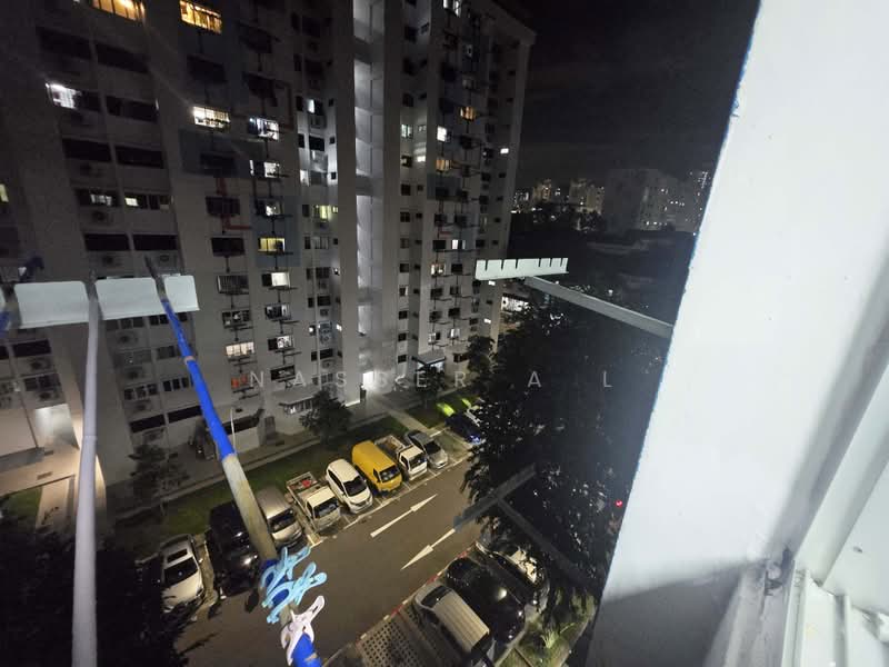 324 Bukit Batok Street 33, 324 Bukit Batok Street 33, 2 Bedrooms, 689 sqft, HDB Flat For Sale, by Nasser A L, 500234448 - Exterior - PropertyGuru.com.sg
