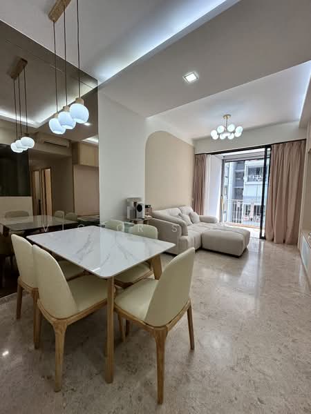 The Luxurie, 21 Compassvale Road, 3 Bedrooms, 1,055 sqft, Condominium For Sale, by Victor Soong, 500234459 - Living Room - PropertyGuru.com.sg