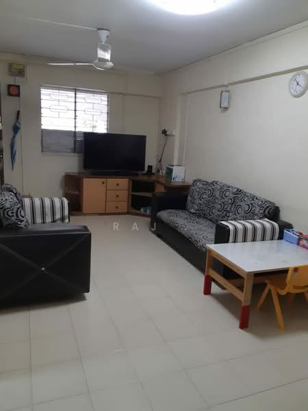 292 Tampines Street 22, 292 Tampines Street 22, 2 Bedrooms, 735 sqft, HDB Flat For Rent, by Raj ., 500234467 - Living Room - PropertyGuru.com.sg