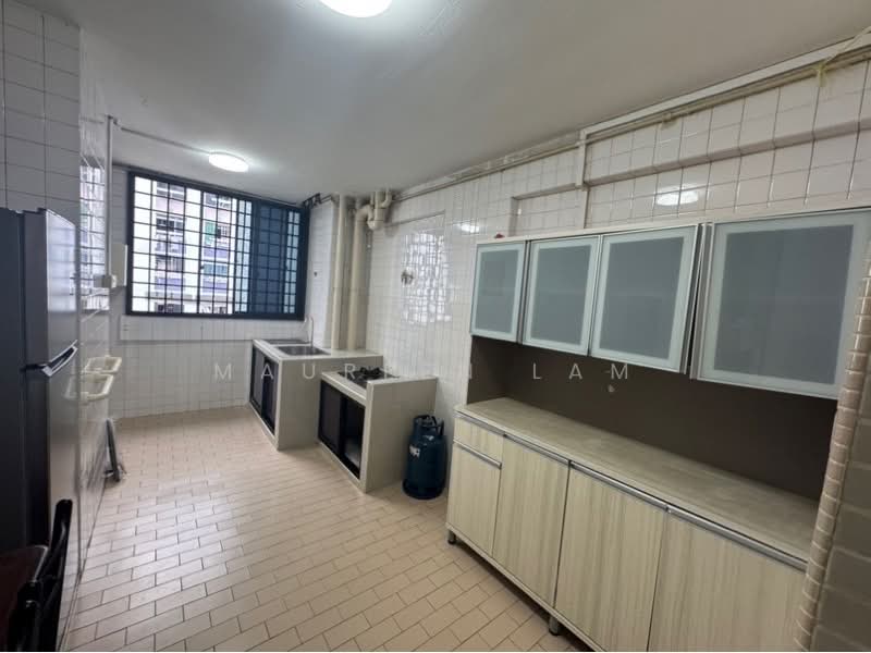 644 Hougang Avenue 8, 644 Hougang Avenue 8, 2 Bedrooms, 645 sqft, HDB Flat For Sale, by Maureen Lam, 500234476 - PropertyGuru.com.sg