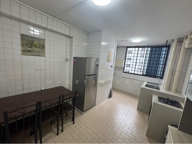644 Hougang Avenue 8, 644 Hougang Avenue 8, 2 Bedrooms, 645 sqft, HDB Flat For Sale, by Maureen Lam, 500234476 - PropertyGuru.com.sg