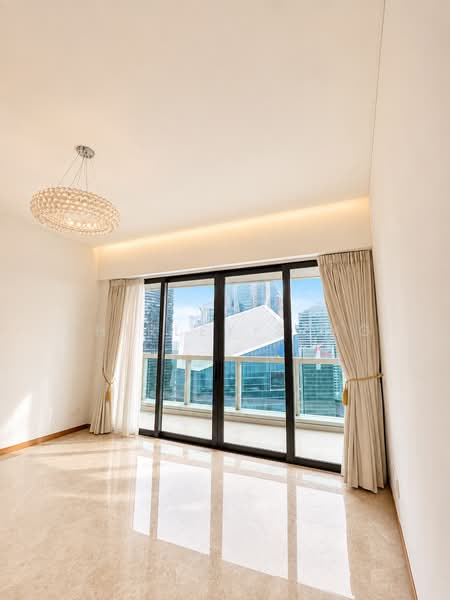 18 Marina Boulevard photo 3