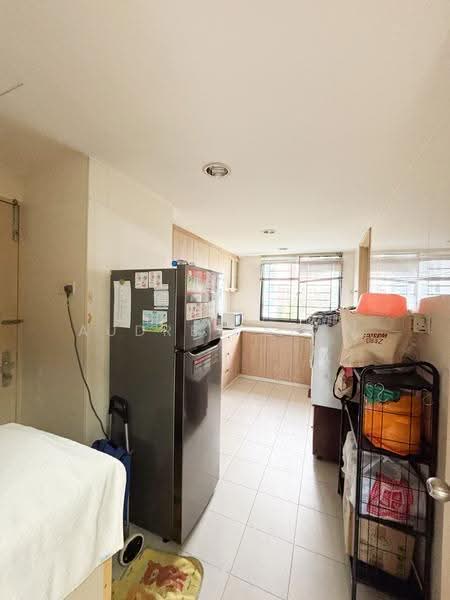 Central Green, 1 Jalan Membina, Alexandra / Commonwealth, 4 Bedrooms, 1,690 sqft, Condominium For Sale, by Audrey Siow, 500234481 - Kitchen - PropertyGuru.com.sg